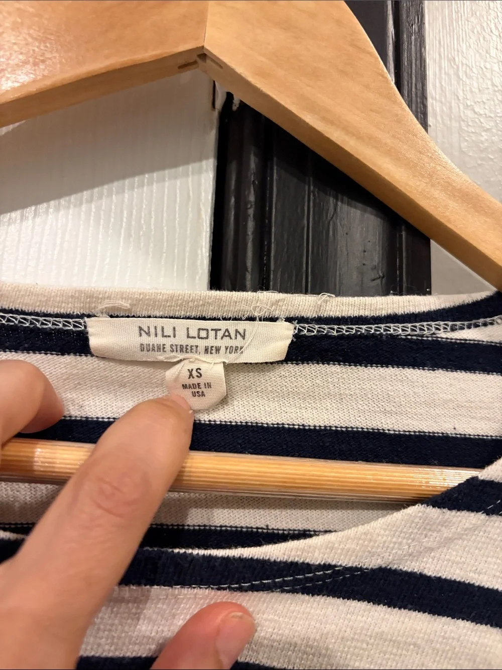 Nili Lotan Classic Striped Long-Sleeve Top - Navy & White